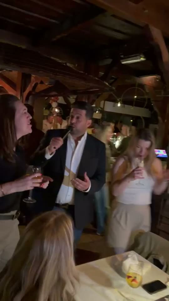 Gasten zingen Marco Borsato mee met Janah Louard